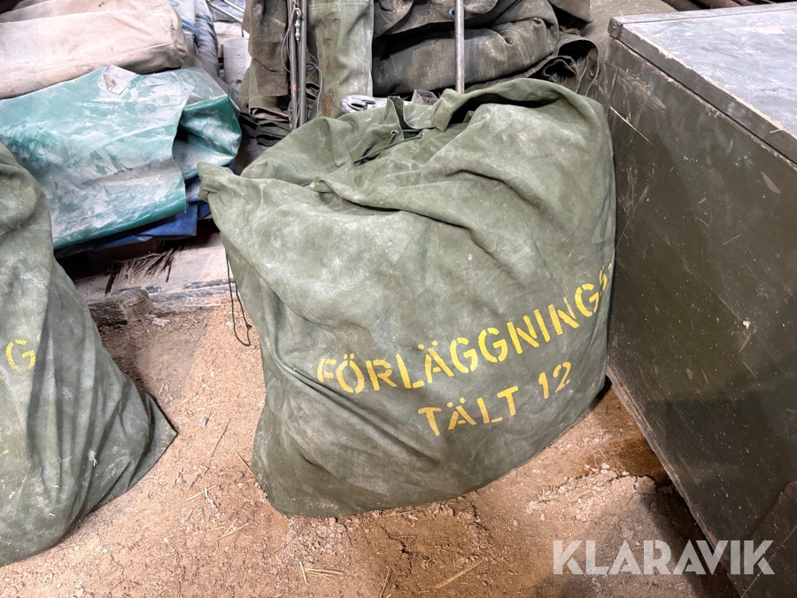 Militärtält Försvaret Tält 12 med kamin