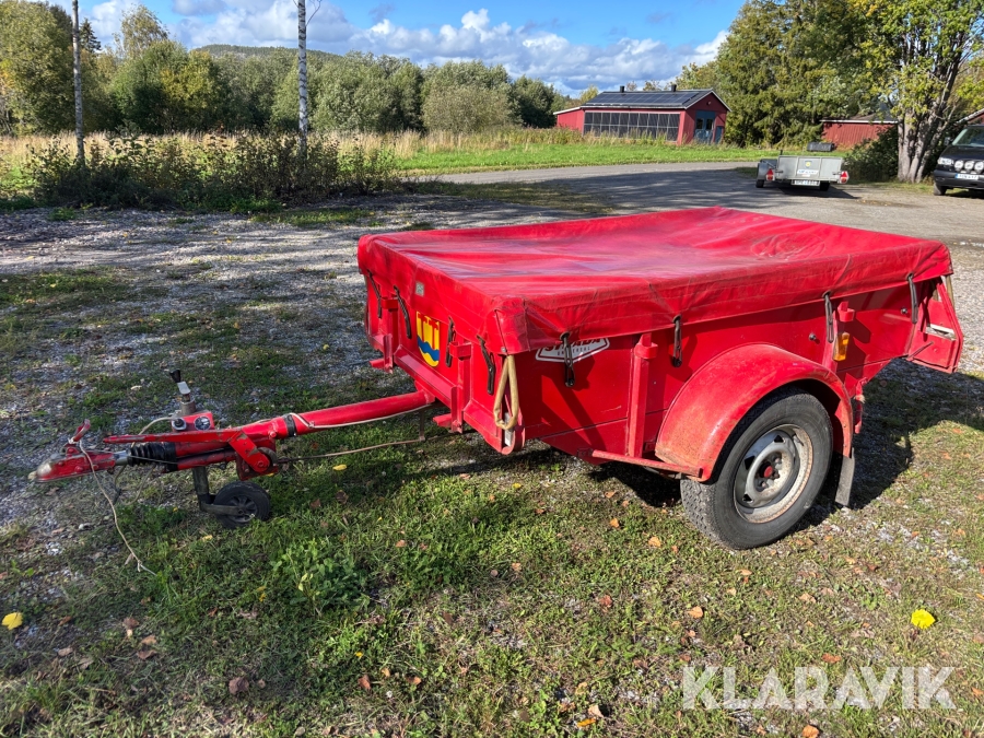 Personbilssläp Strada Universal TUP C 4
