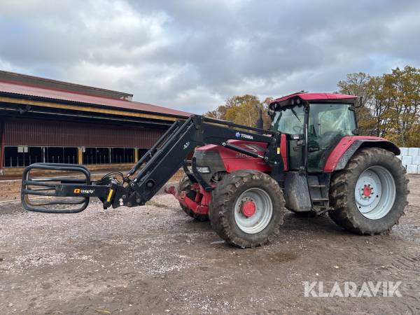 Traktor McCormick XTX 185 med lastare