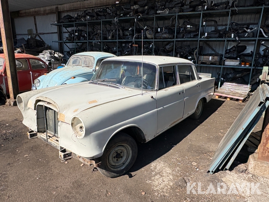 Veteranbil Mercedes-Benz 190 C 1965