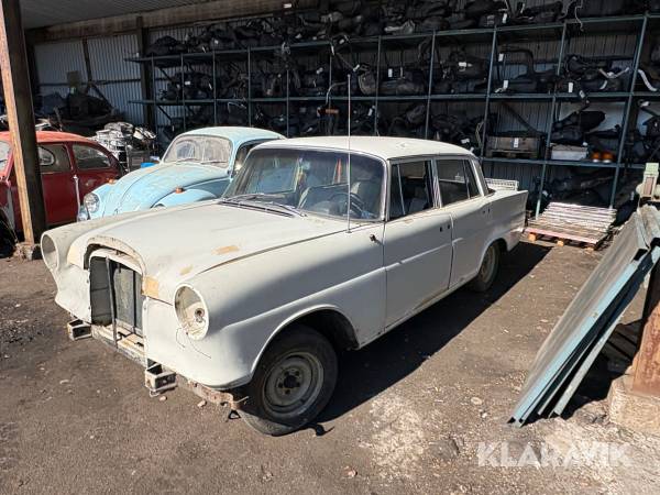 Veteranbil Mercedes-Benz 190 C 1965