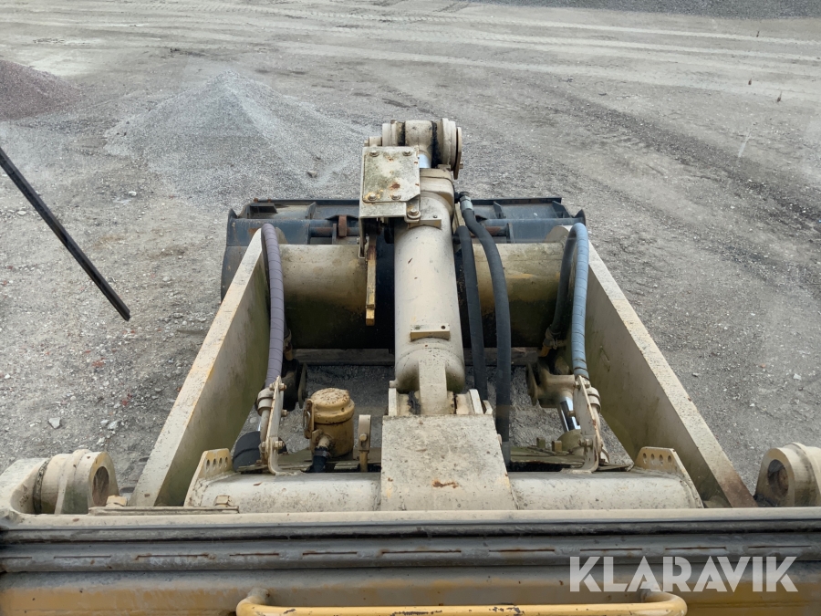Bandlastare Caterpillar C953 med skopa