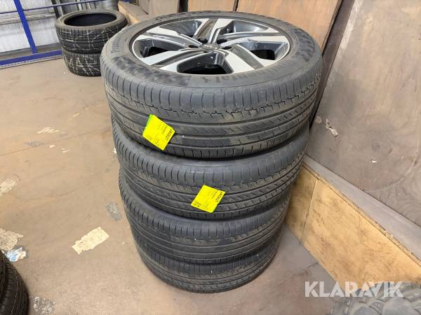 Däck 235/55R19 Continental Premium Contact 6 med fälgar 