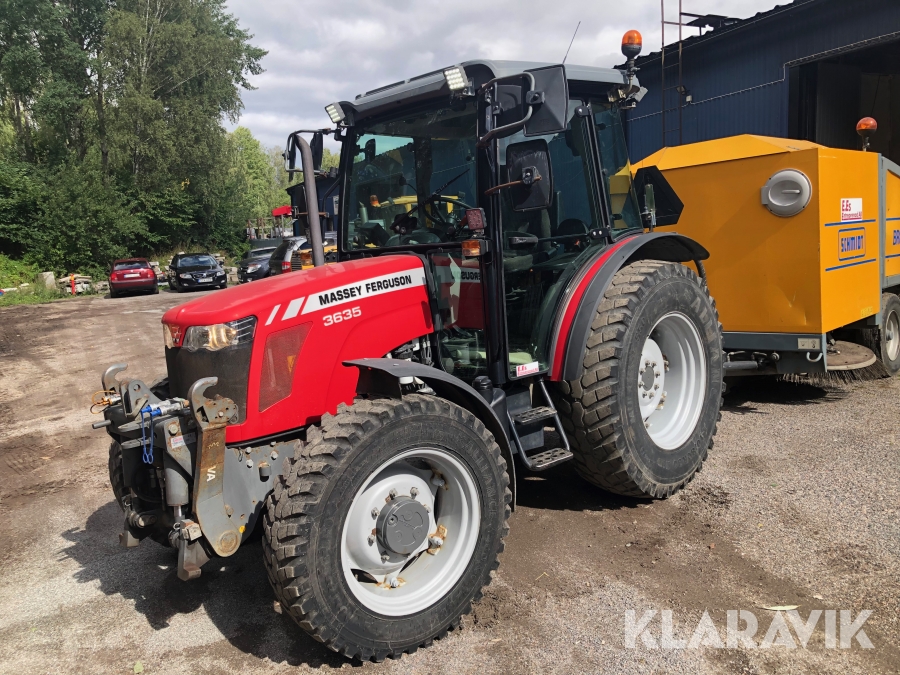 Traktor Massey Ferguson 3635