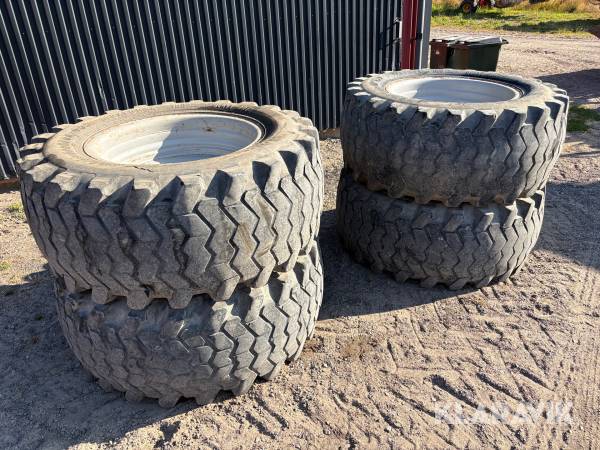 Entreprenaddäck på fälg Trelleborg 620/50B34 4 st