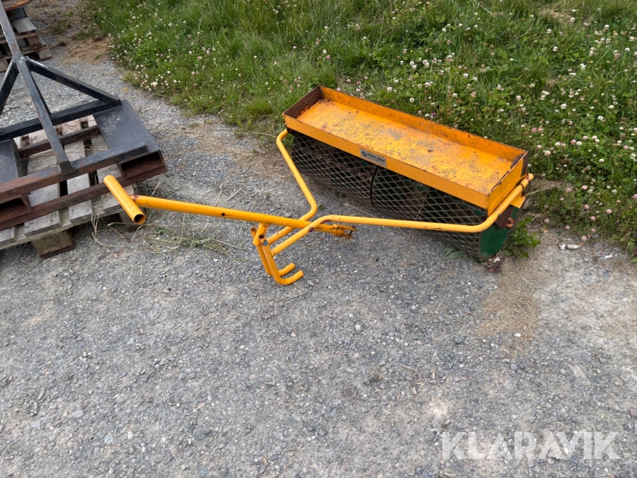 Gräsmatsvält Hörby Bruk