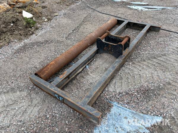 Planeringsbalk SE 2 m bredd med S40 fäste