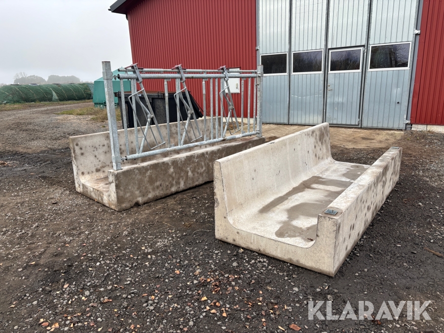 Foderkrubbor / Betongkrubbor Vinninge- Med hylsa