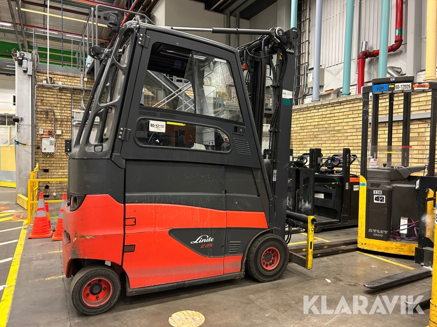 Motviktstruck Linde E25HL-01/600