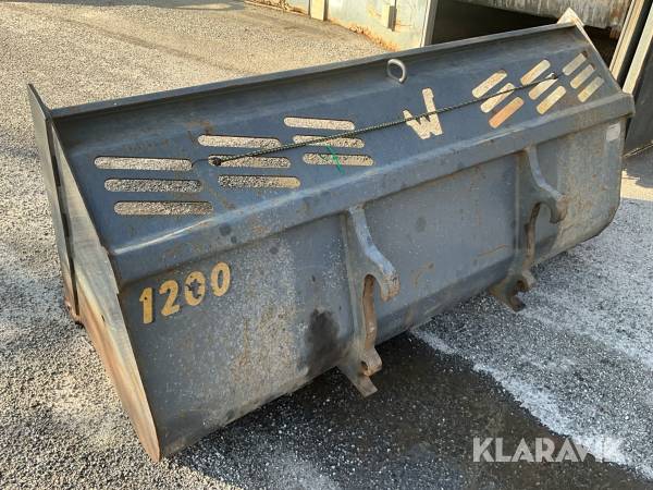 Skopa Wille 1200 med Trima fäste