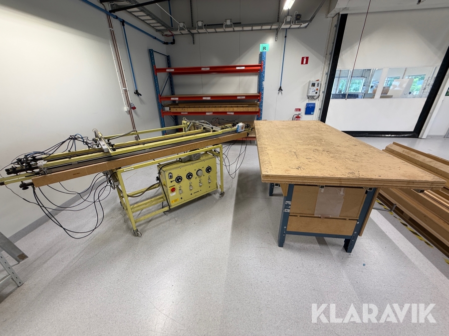 Plastbockningsmaskin Reichel & Co BU/GH/2/2100/2/PN Z Med tillhörande arbetsbord