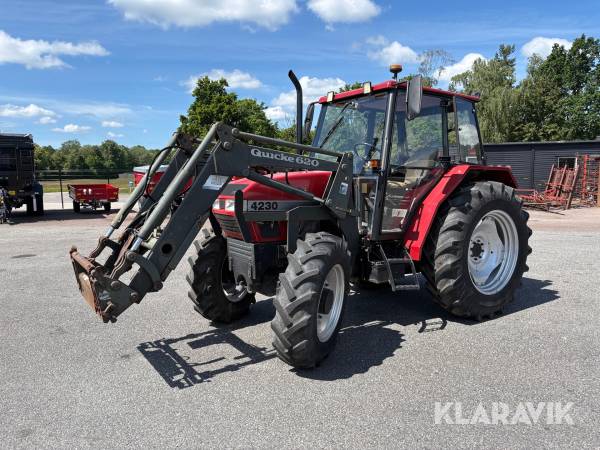 Traktor Case 4230