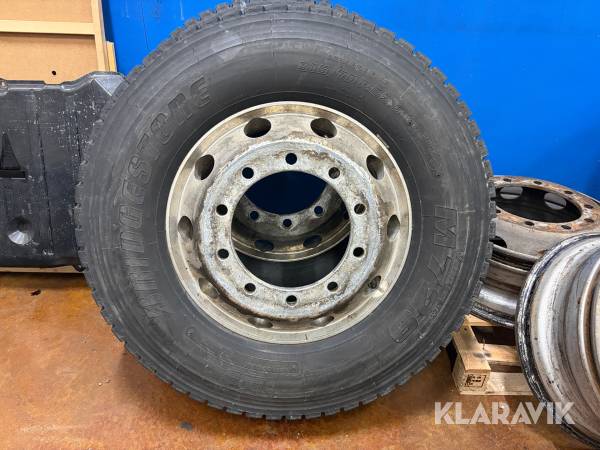 Lastbilsdäck Bridgestone M729 315/70R22.5  2st