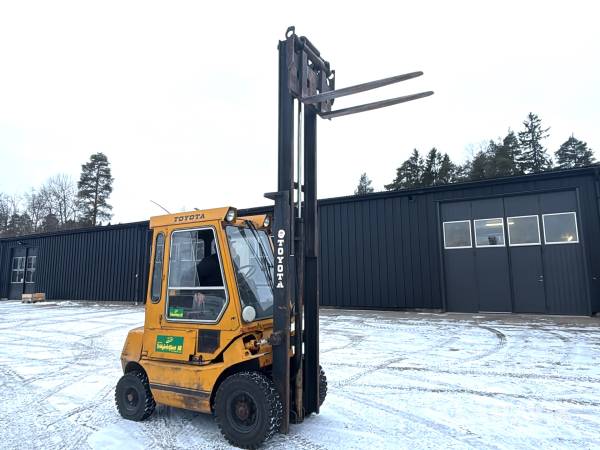 Dieseltruck Toyota 02-2FD25 E4