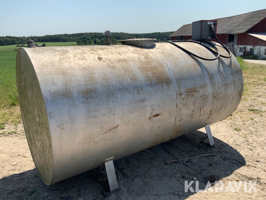 Diesel tank med pump