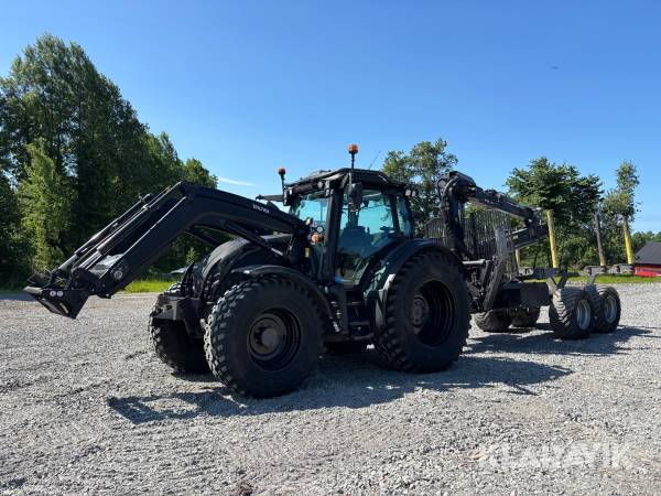 Traktor Valtra N 175D med frontlastare / Palms Skogsvagn med kran
