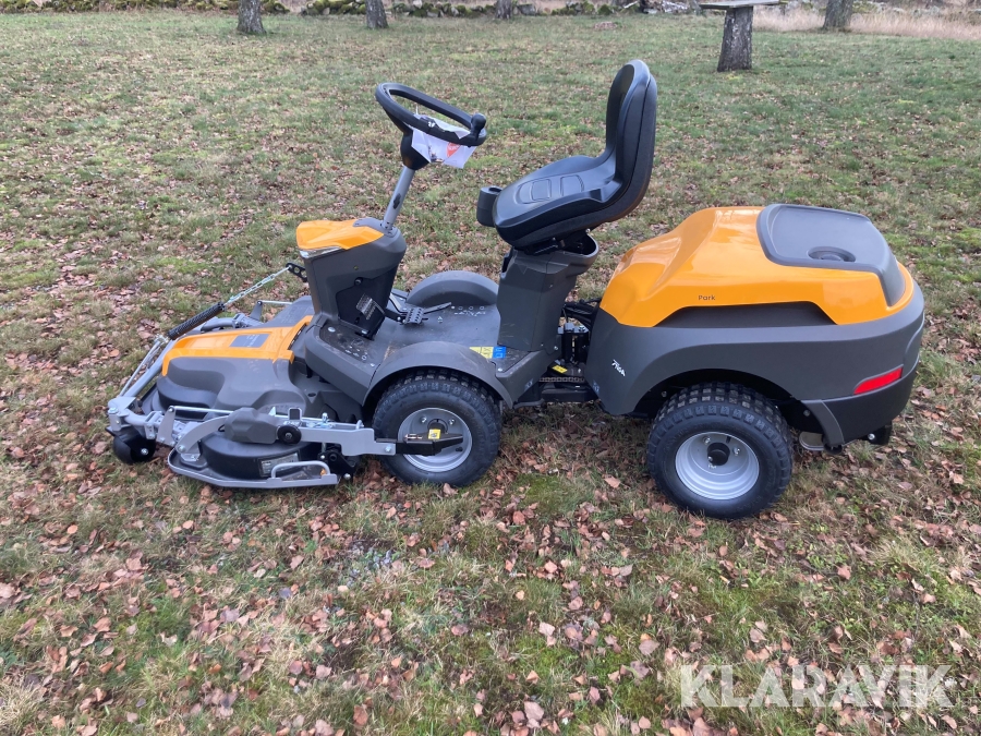 Åkgräsklippare Stiga Park 500WX 4WD Fabriksny