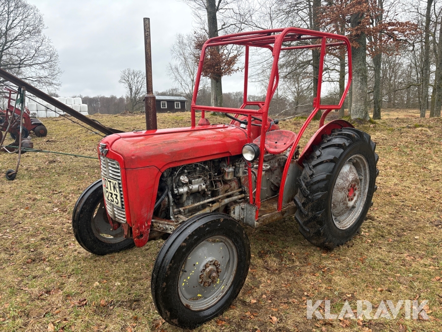 Veterantraktor Massey Ferguson 35