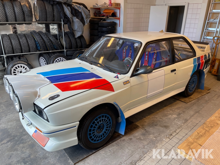 Rallybil BMW 325 IX (M3)