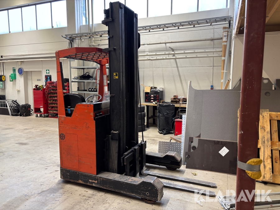 Skjutstativtruck Toyota BT RT 1600 E / 13 inkl laddare