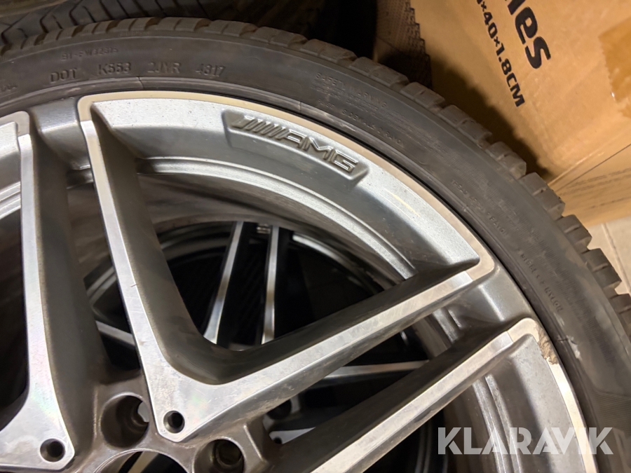 Fälgar Mercedes C63 AMG med ms däck