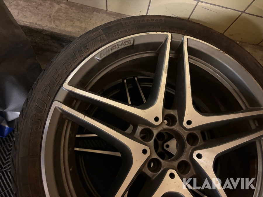 Fälgar Mercedes C63 AMG med ms däck