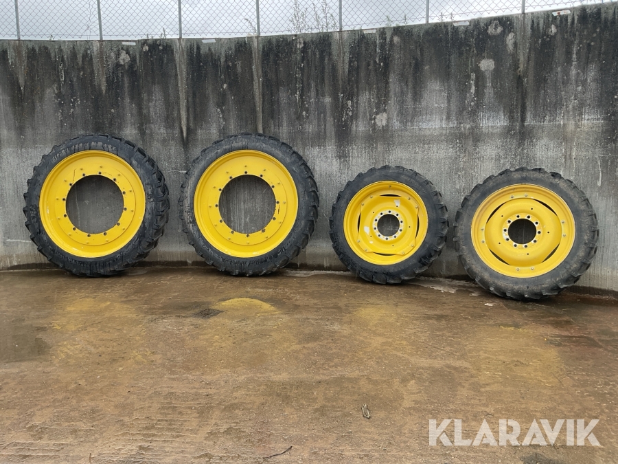 Radodlingshjul BKT 300/95R52 / 270/95R38