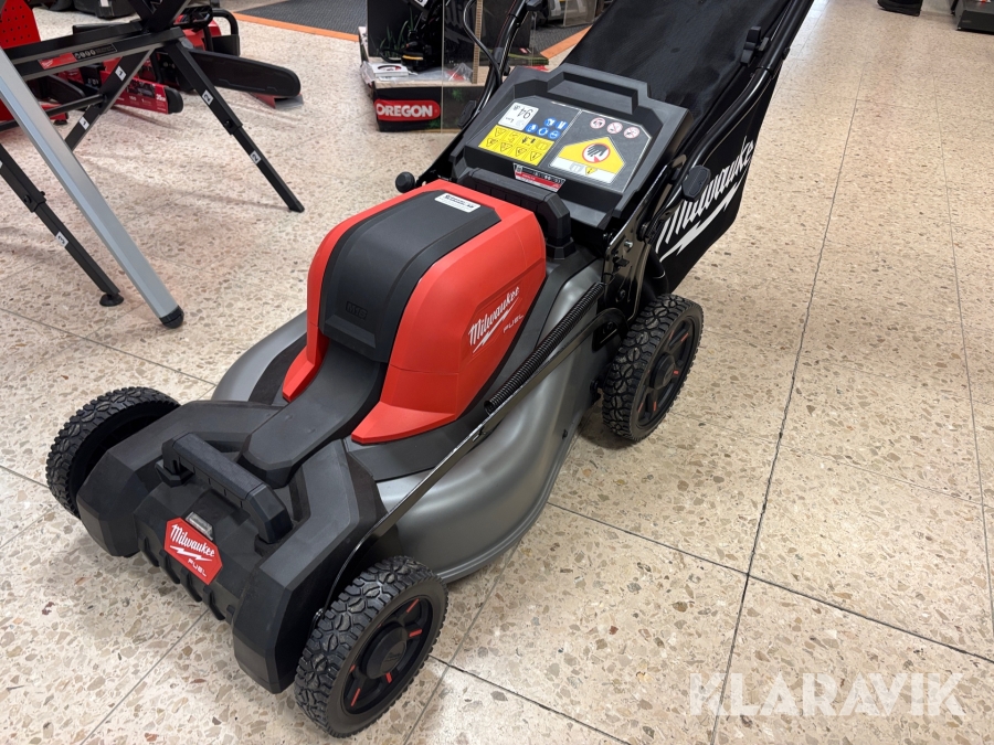 Gräsklippare Milwaukee M18 F2LM46 36v (18x2)