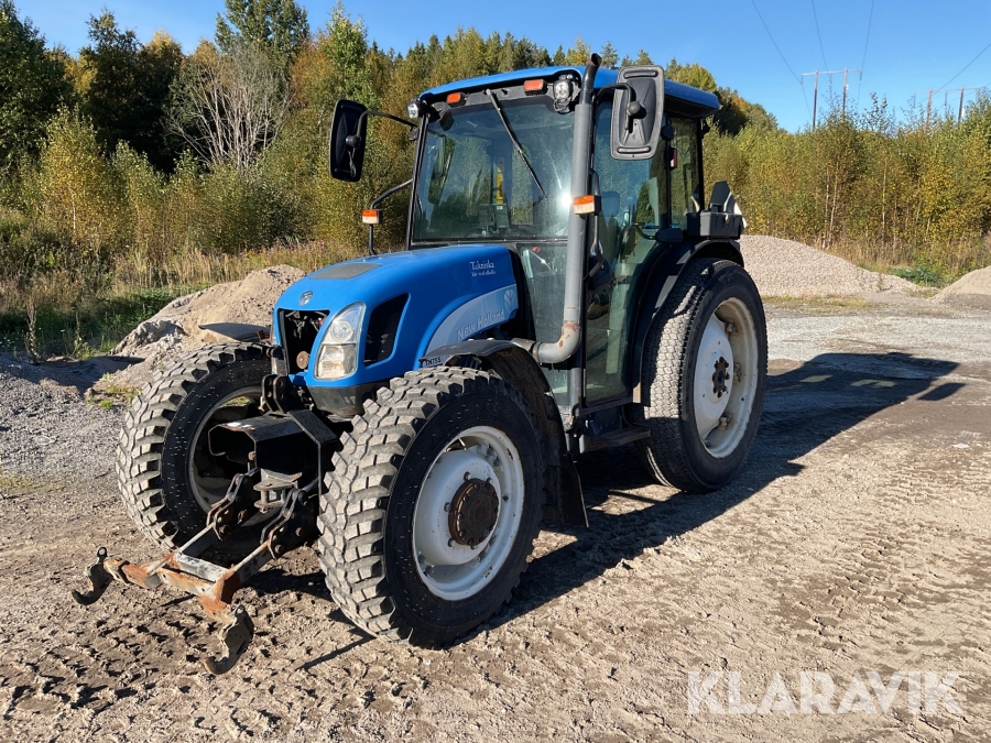 Traktor New Holland TN75SA 4WD
