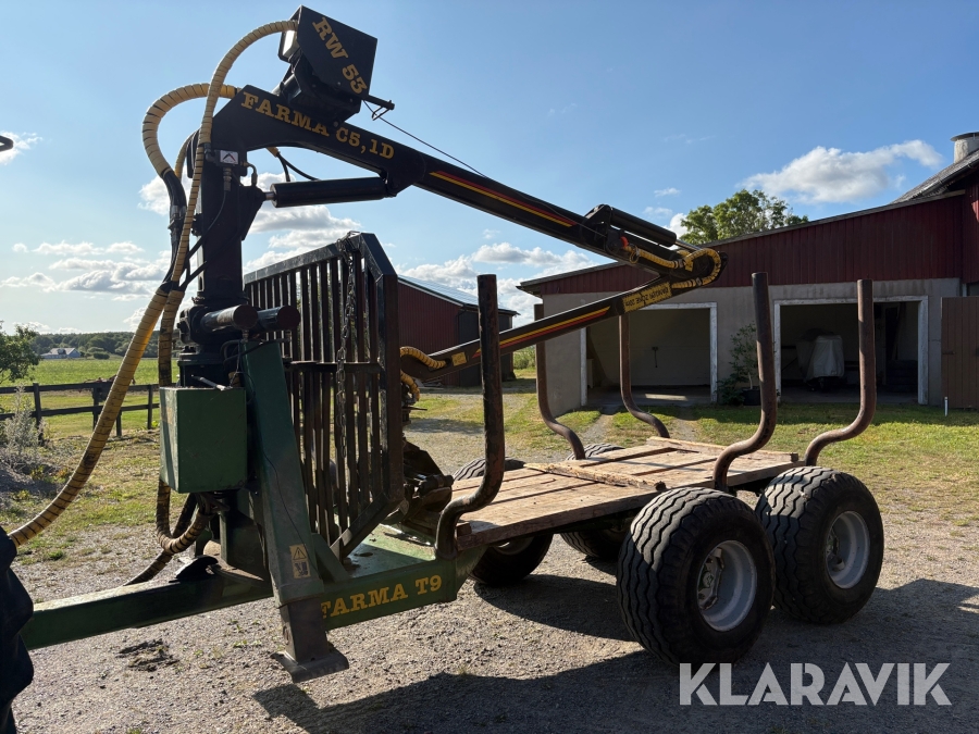 Skogsvagn Farma CT 5.1-9 med kran, stödben och vinsch