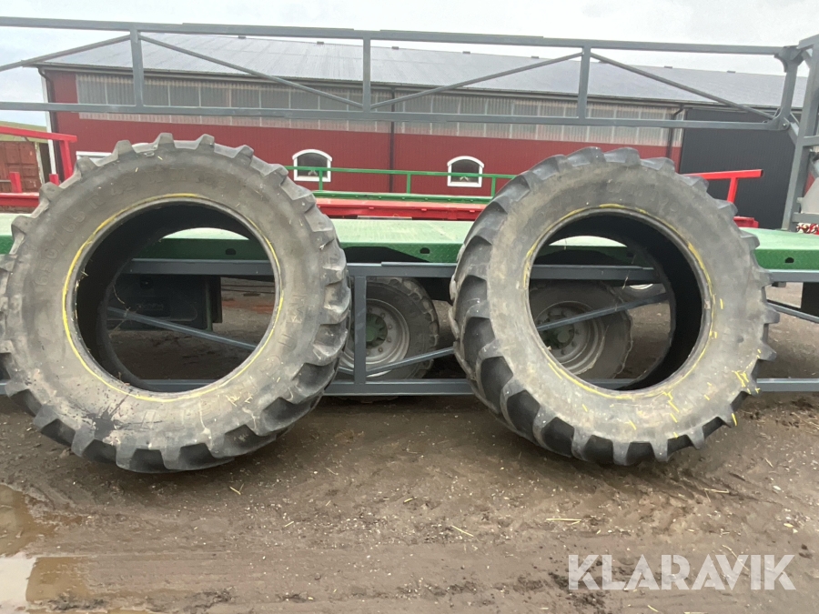 Traktordäck Michelin 650/65 R42 2st
