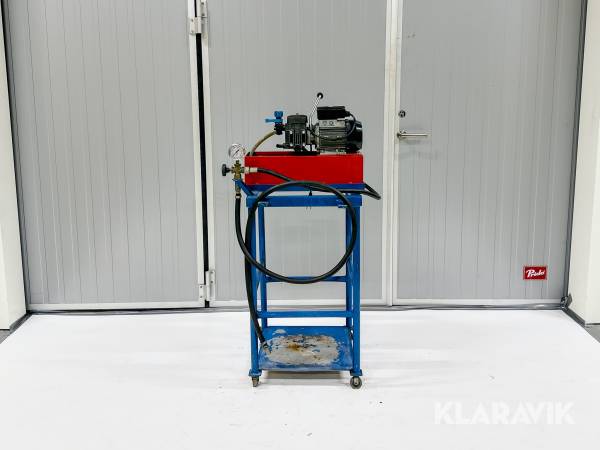 Högtryckspump för vatten på stålställning med hjul MGF tools 905100(/070906 9951)