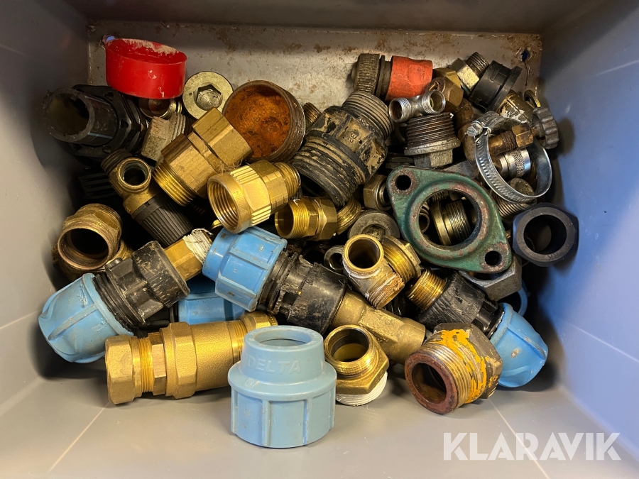 Diverse rörkopplingar, Vänersborg, Klaravik auktioner