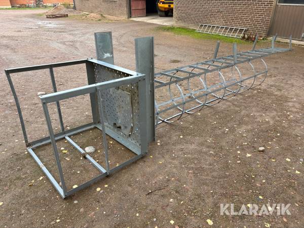 Stege med plattform