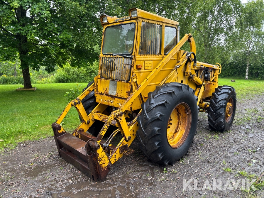 Baklastare Volvo BM LM 641 - Breda hytten