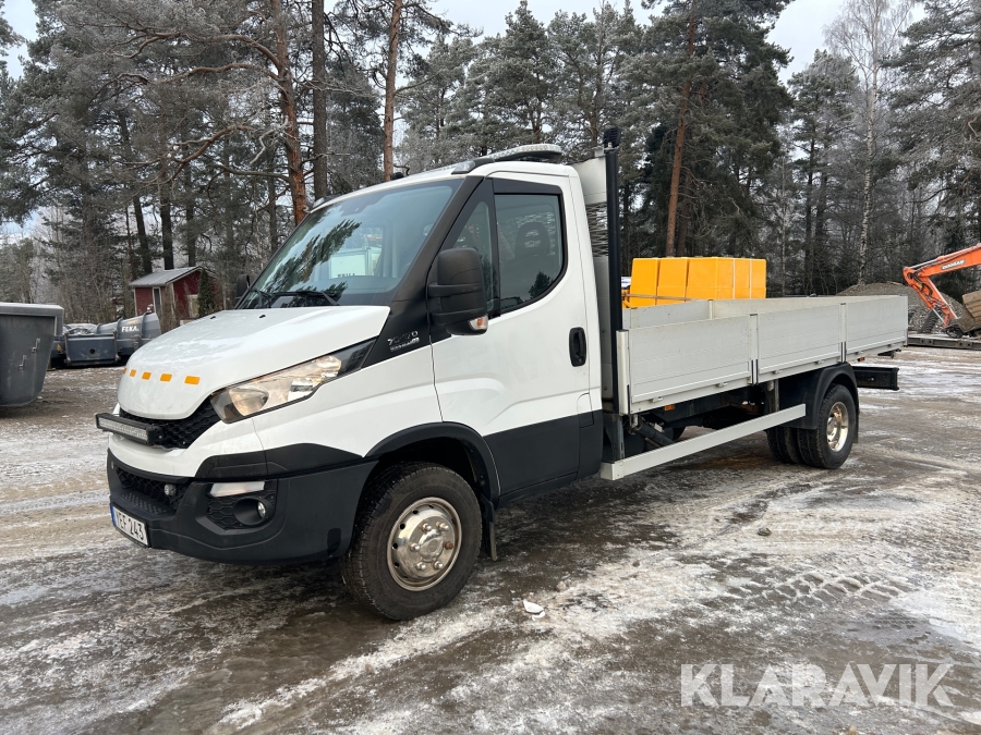 Flakbil Iveco Daily 70c17h med kran