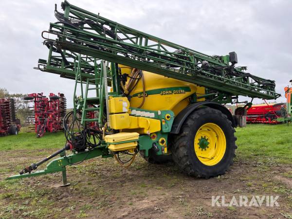 Växtskyddsspruta John Deere 840