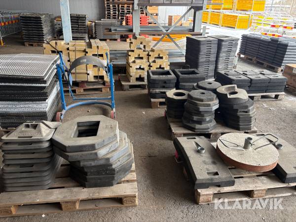 Diverse stängselfötter