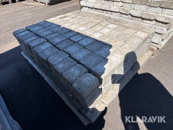 Marksten Betongfabriken RBR Bohus tumlad halvsten grå 105x140x50