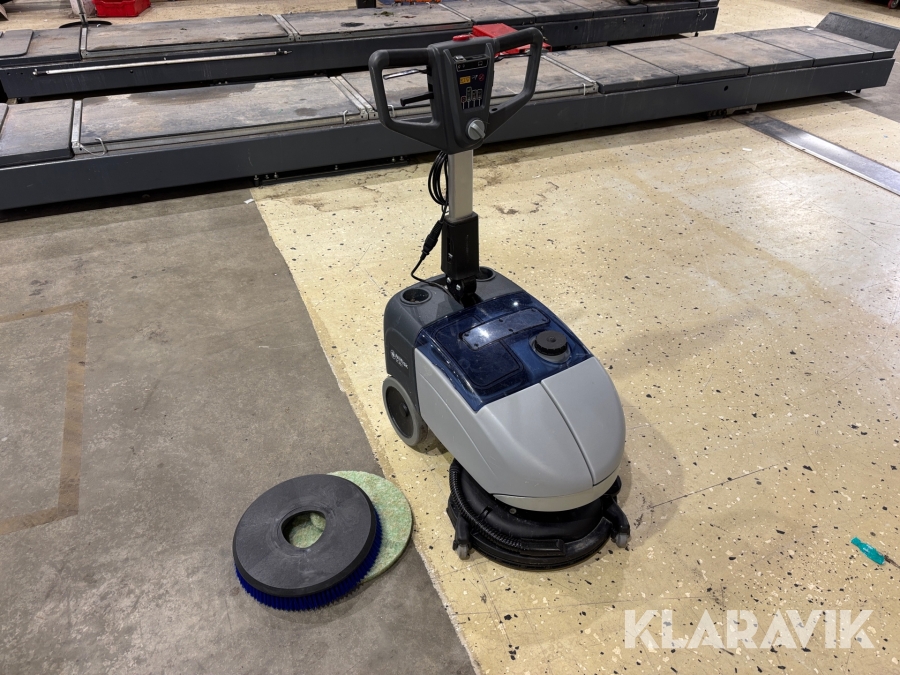Skurmaskin Nilfisk SC351