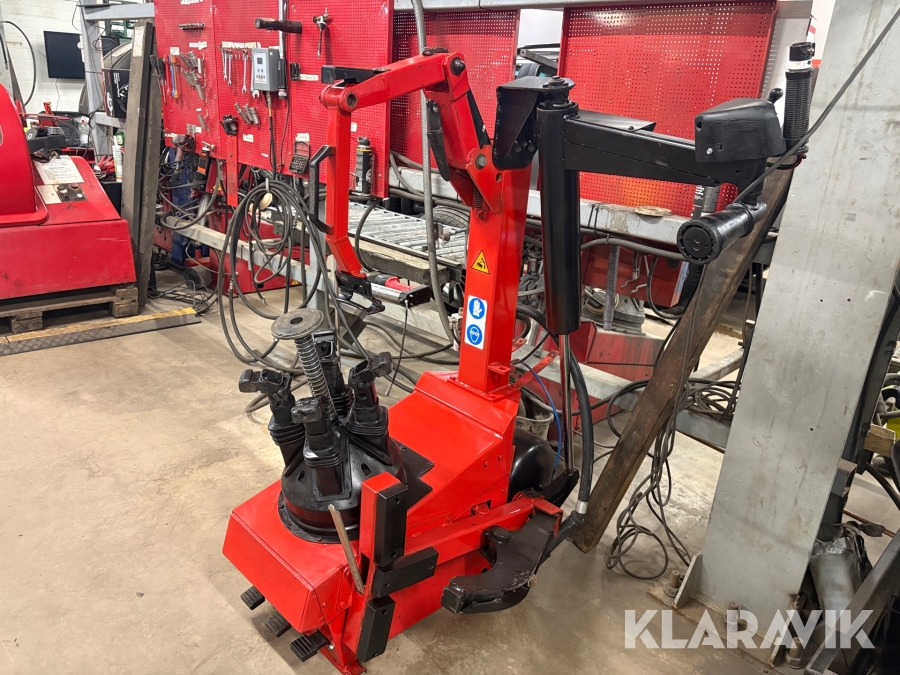 Däckmaskin Butler Plus80CL