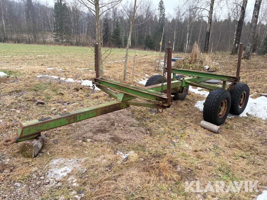 Skogsvagn med ställbar boogie