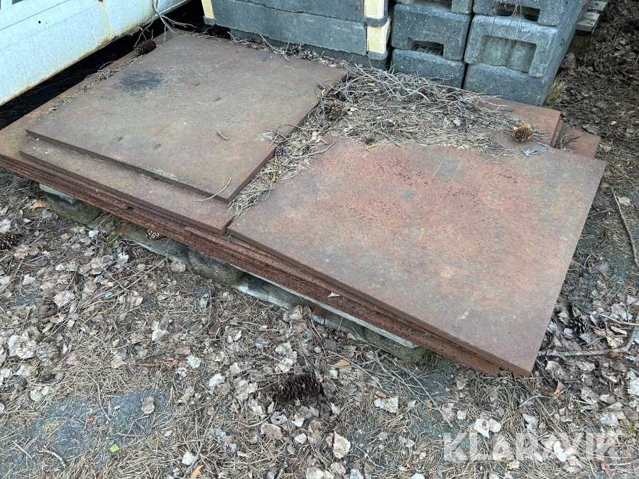 Stålplåt 20mm / tunn plåt ca 5-6 mm