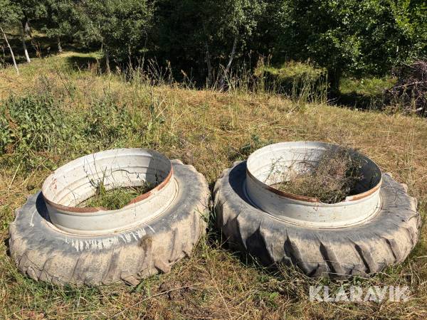 Däck Firestone 13.6-38