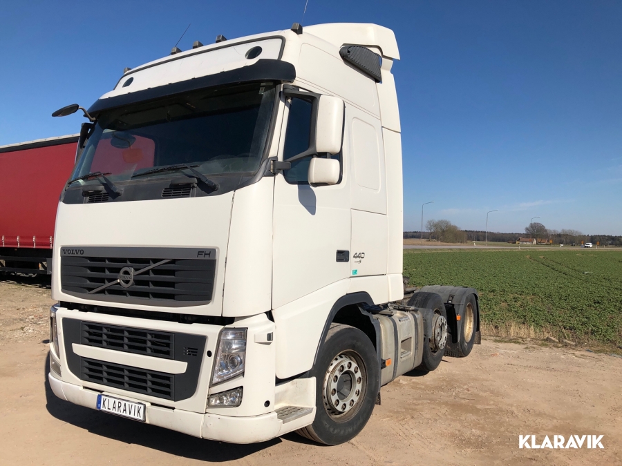 Dragbil Volvo FH440