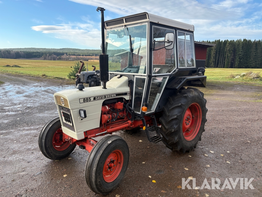 Traktor David Brown 885