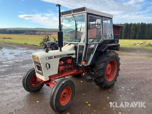 Traktor David Brown 885