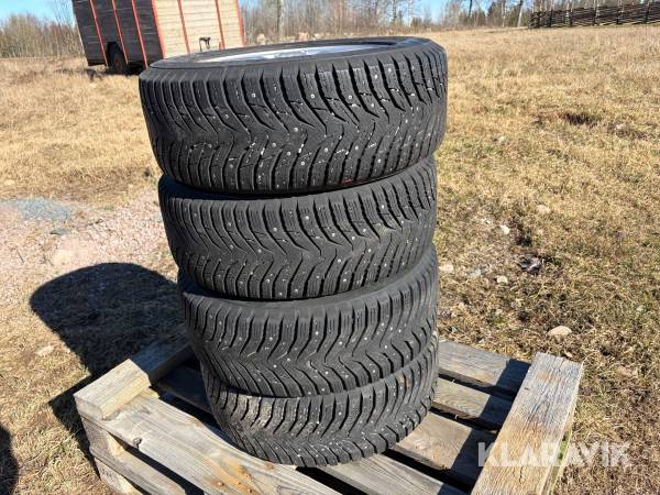 Dubbdäck på fälg Kumho WinterCraft ice 4 st