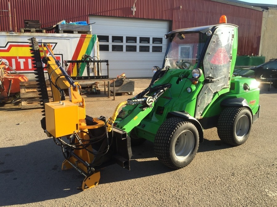 Kompaktlastare / Hjullastare m tillbehör