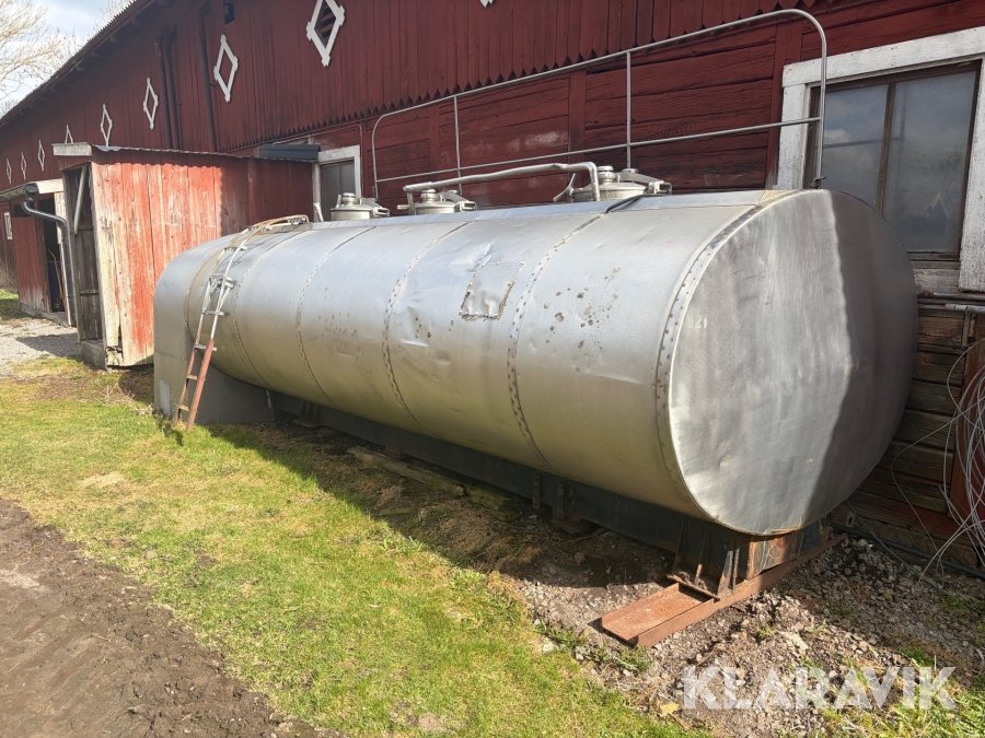 Isolerad rostfri tank Wedholms 11m3